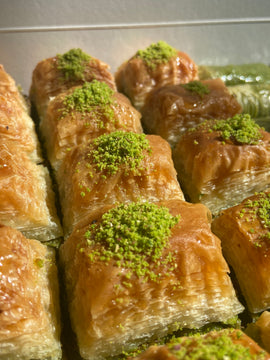 Classic Baklava, Handmade Premium Turkish Pistachio Or Walnut Baklava Fresh Daily With Pistachio Or Walnut, Vefa Baklava